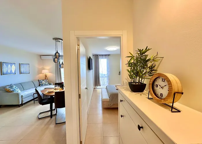 Apartment Sunshine With Sea Viev